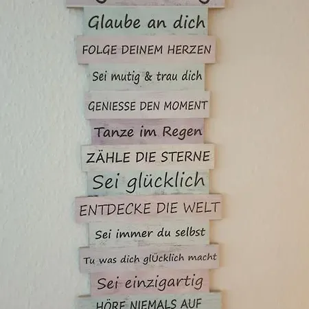 Perfektes Am Dusseldorfer Rhein * Dusseldorf